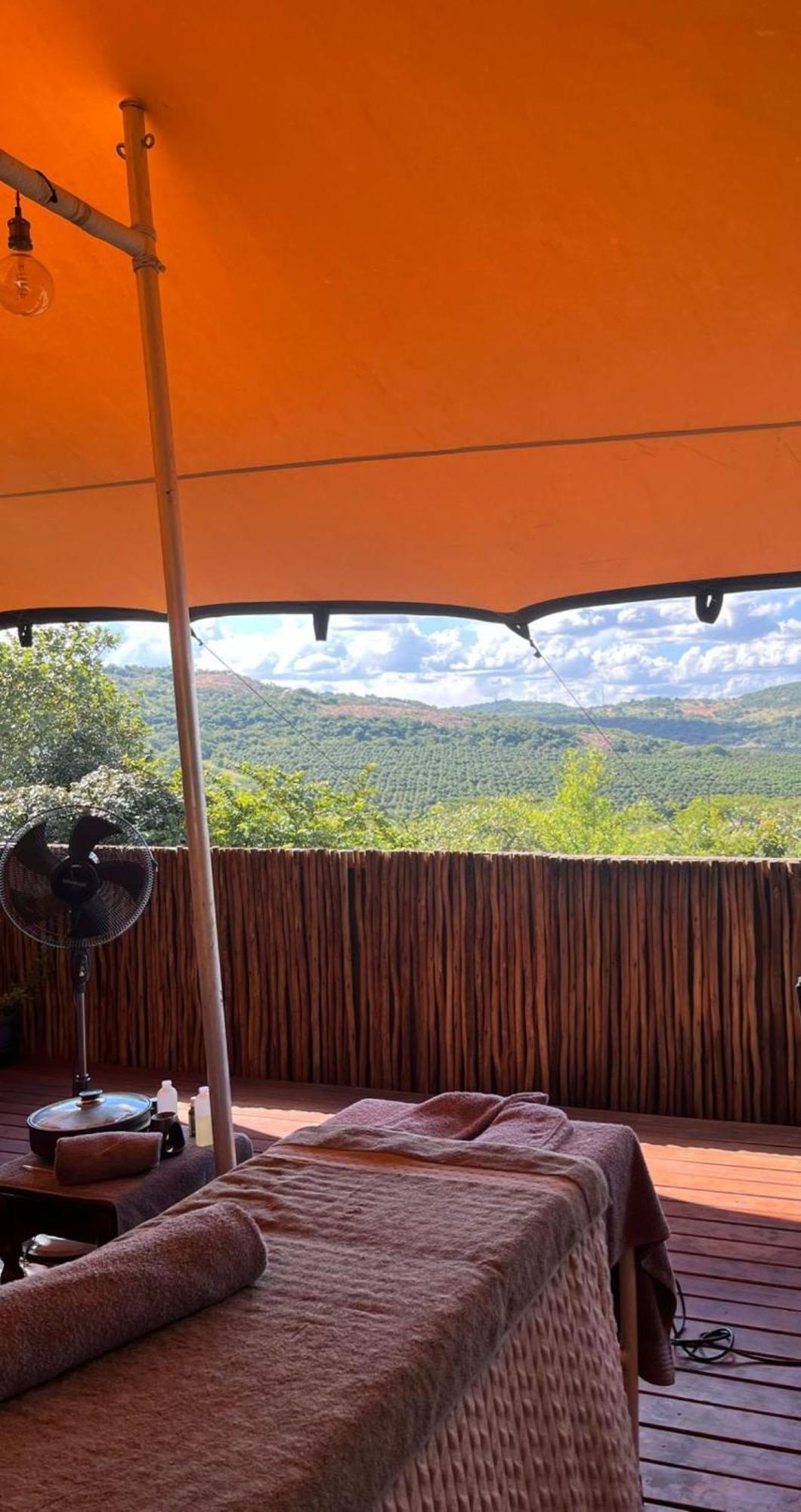 Ndhula Luxury Tented Lodge White River Exterior photo