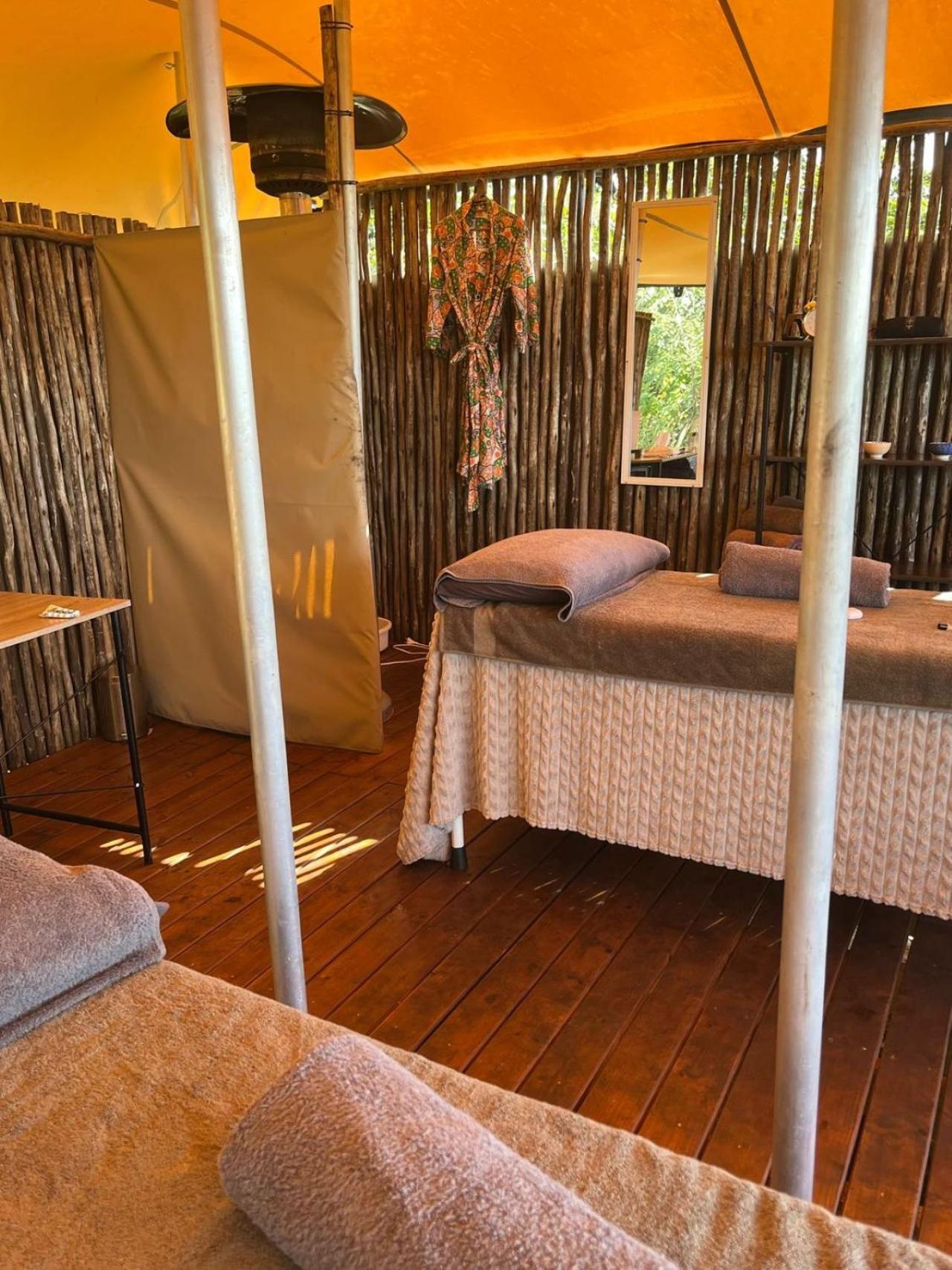 Ndhula Luxury Tented Lodge White River Exterior photo